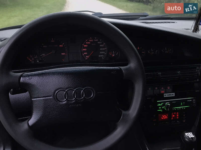 Універсал Audi A6 1995 в Волочиську