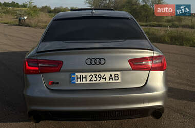 Седан Audi A6 2012 в 