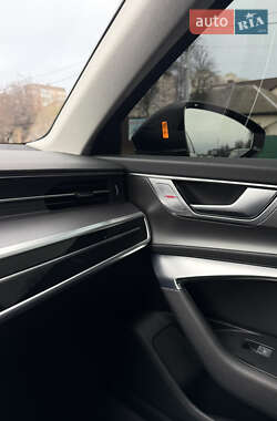 Седан Audi A6 2021 в 