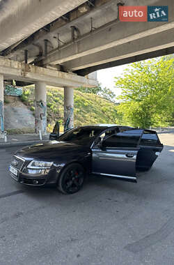 Седан Audi A6 2004 в 