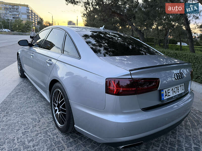 Седан Audi A6 2015 в Днепре