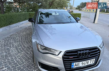 Седан Audi A6 2015 в 