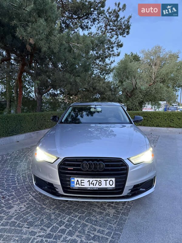 Седан Audi A6 2015 в Днепре