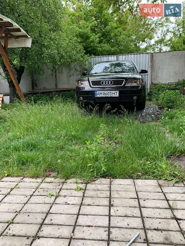 Седан Audi A6 2000 в 
