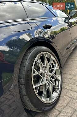 Универсал Audi A6 2019 в 
