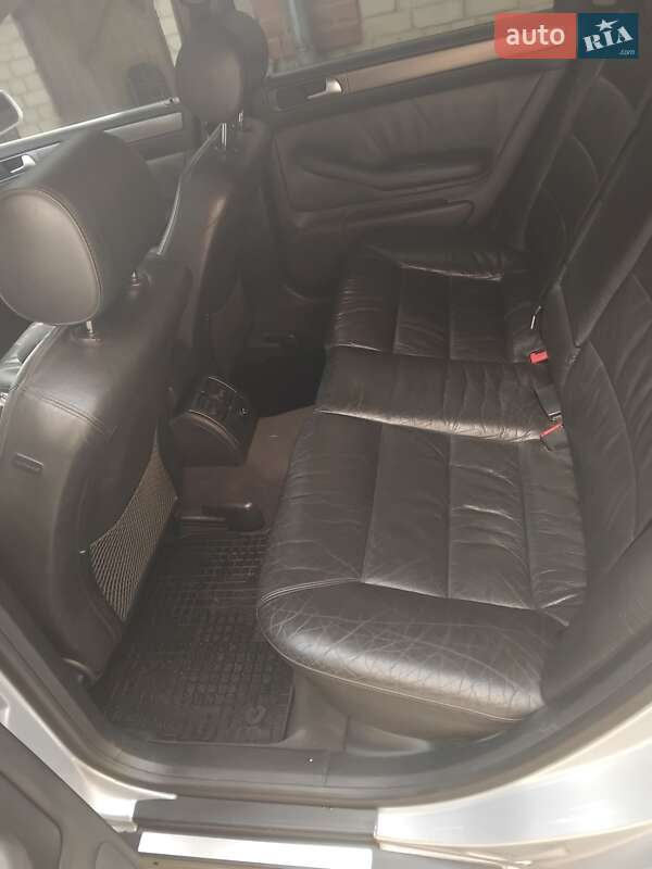 Универсал Audi A6 2002 в Ровно