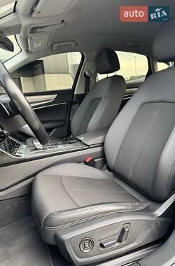 Седан Audi A6 2020 в 