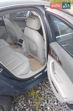Седан Audi A6 2013 в 