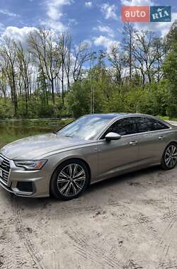 Седан Audi A6 2019 в 