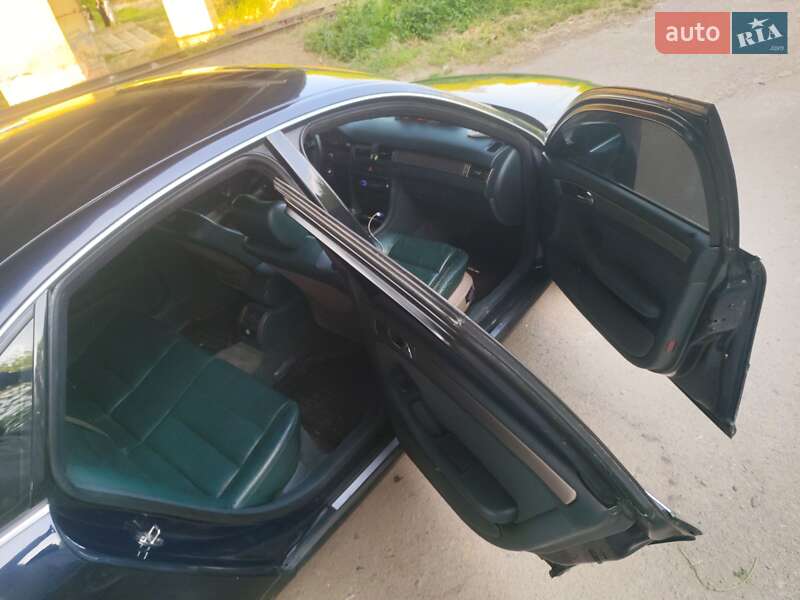 Седан Audi A6 1998 в Ровно