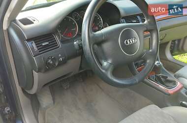 Седан Audi A6 2002 в 