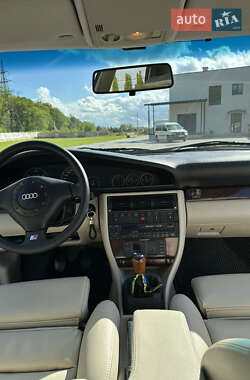 Седан Audi A6 1995 в 