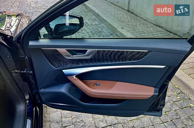 Седан Audi A6 2018 в 