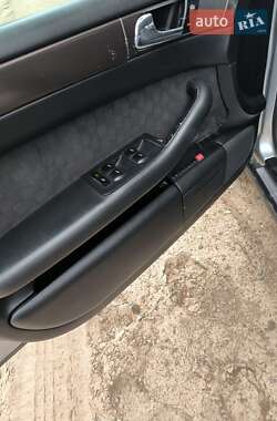 Универсал Audi A6 1999 в 