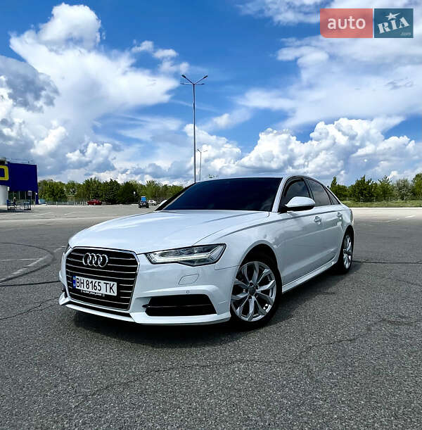 Седан Audi A6 2018 в 