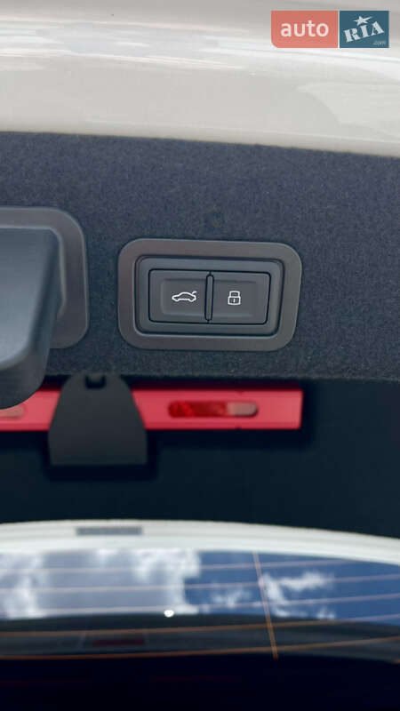 Седан Audi A6 2018 в Днепре