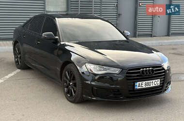 Седан Audi A6 2015 в 
