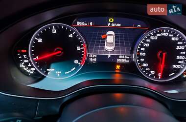 Седан Audi A6 2015 в 