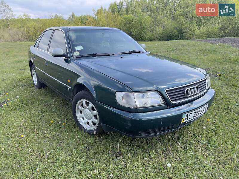 Седан Audi A6 1996 в 