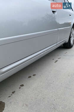 Универсал Audi A6 2004 в 