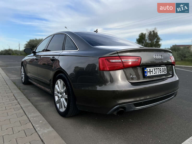 Седан Audi A6 2012 в Ізмаїлі