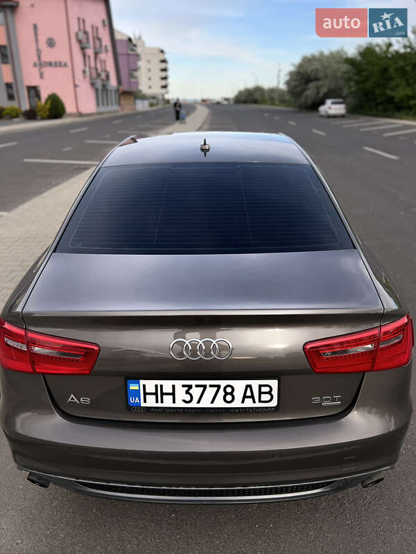 Седан Audi A6 2012 в Ізмаїлі