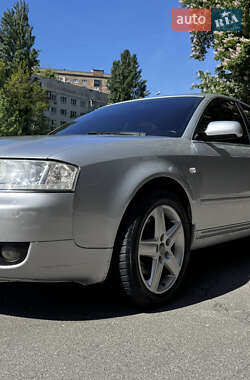 Седан Audi A6 2004 в 