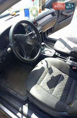 Универсал Audi A6 1998 в 