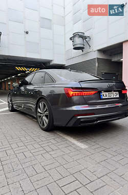 Седан Audi A6 2018 в 