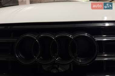 Седан Audi A6 2018 в 