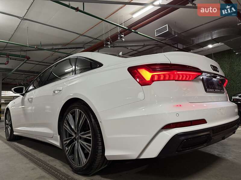 Седан Audi A6 2018 в Киеве