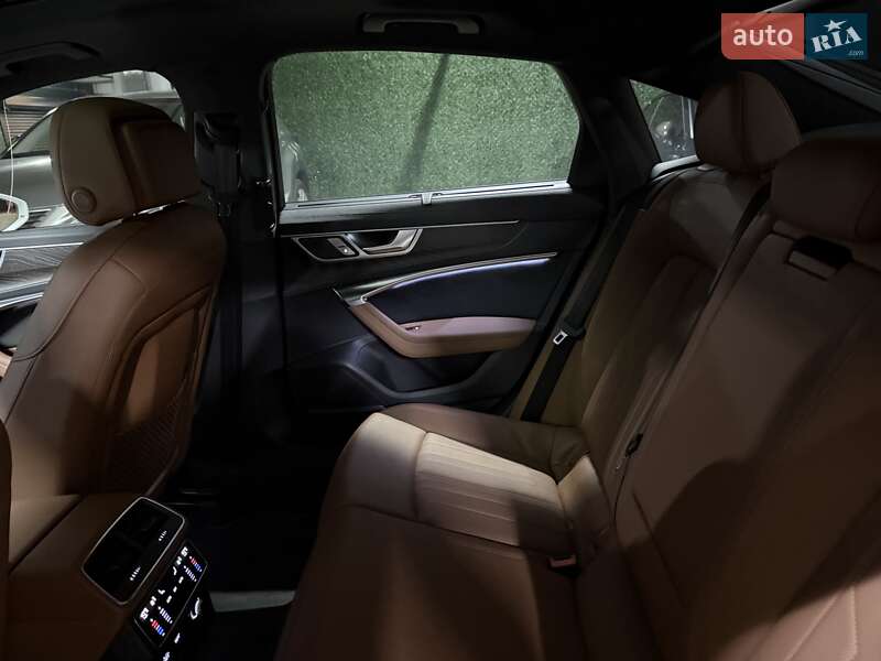 Седан Audi A6 2018 в Киеве