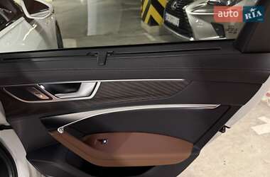 Седан Audi A6 2018 в 