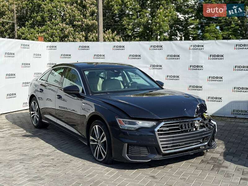 Седан Audi A6 2019 в 