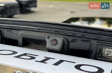 Седан Audi A6 2023 в 