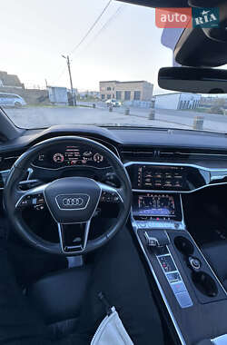 Седан Audi A6 2019 в 