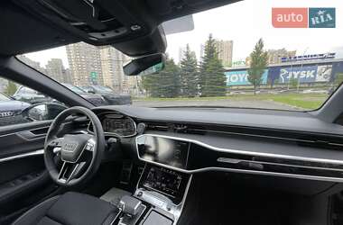 Седан Audi A6 2023 в 