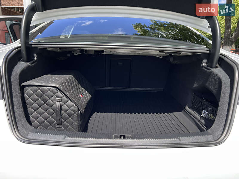 Седан Audi A6 2017 в Харкові