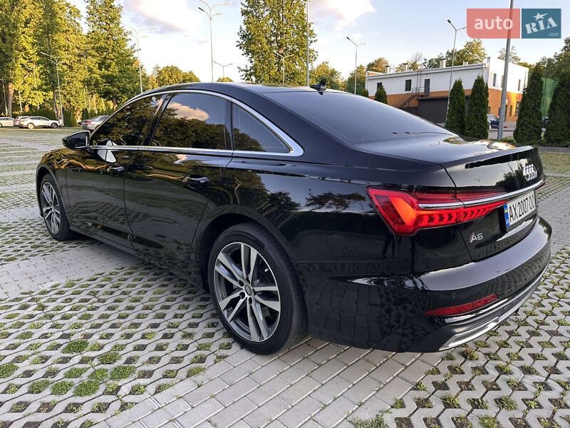 Седан Audi A6 2019 в 