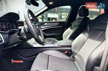 Седан Audi A6 2019 в 