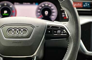 Седан Audi A6 2019 в 