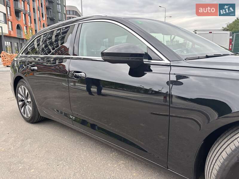 Универсал Audi A6 2019 в Киеве