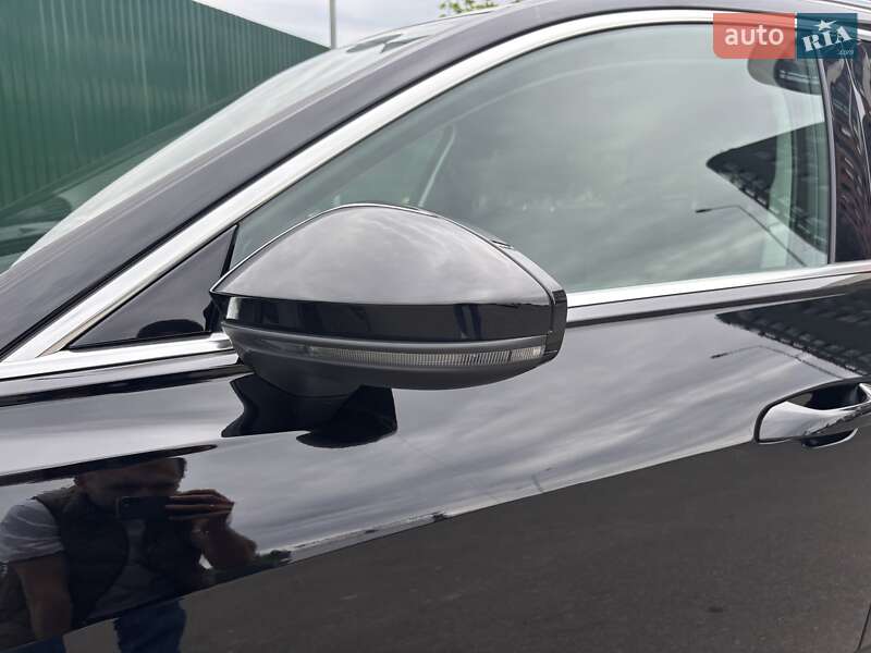 Универсал Audi A6 2019 в Киеве