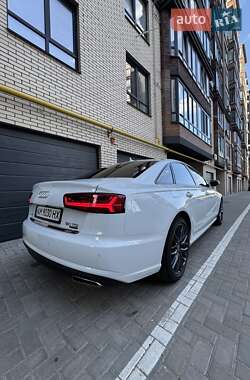 Седан Audi A6 2016 в 