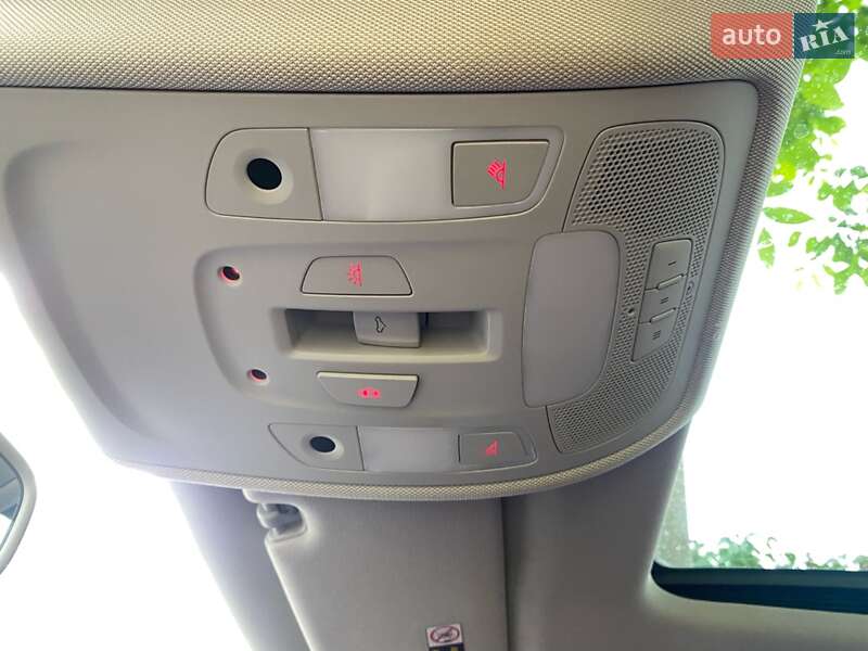 Седан Audi A6 2015 в Николаеве