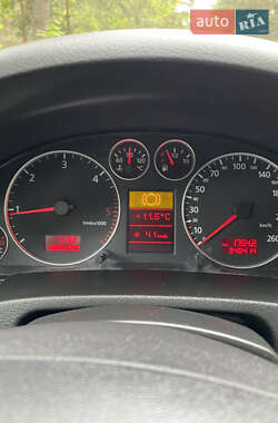 Універсал Audi A6 2003 в 