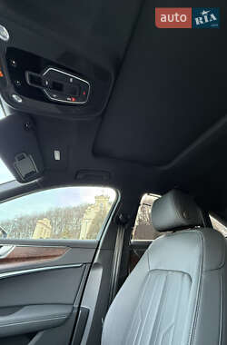 Седан Audi A6 2019 в 