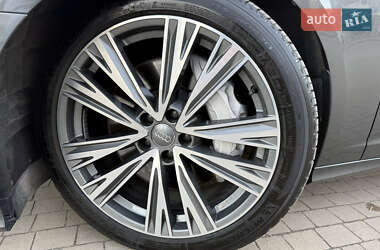 Седан Audi A6 2019 в 
