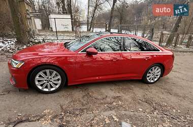 Седан Audi A6 2019 в 