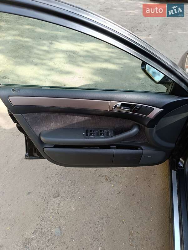 Седан Audi A6 2001 в Харькове